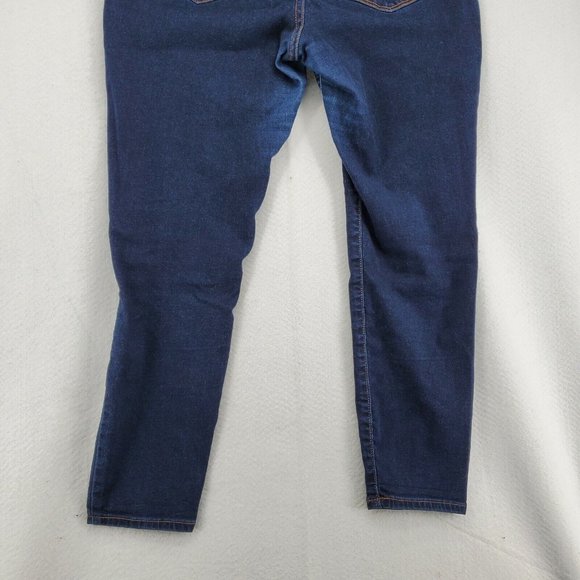 Old Navy Rockstar Jeans Women's Super Skinny Fit Tapered Leg Denim Blue 14 Short - Picture 7 of 9